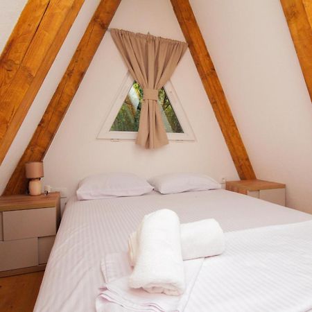 Vukova Dolina Apartments Цетинє Екстер'єр фото