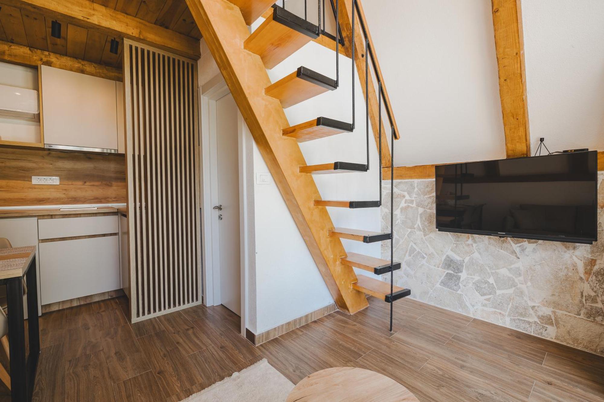 Vukova Dolina Apartments Цетинє Екстер'єр фото