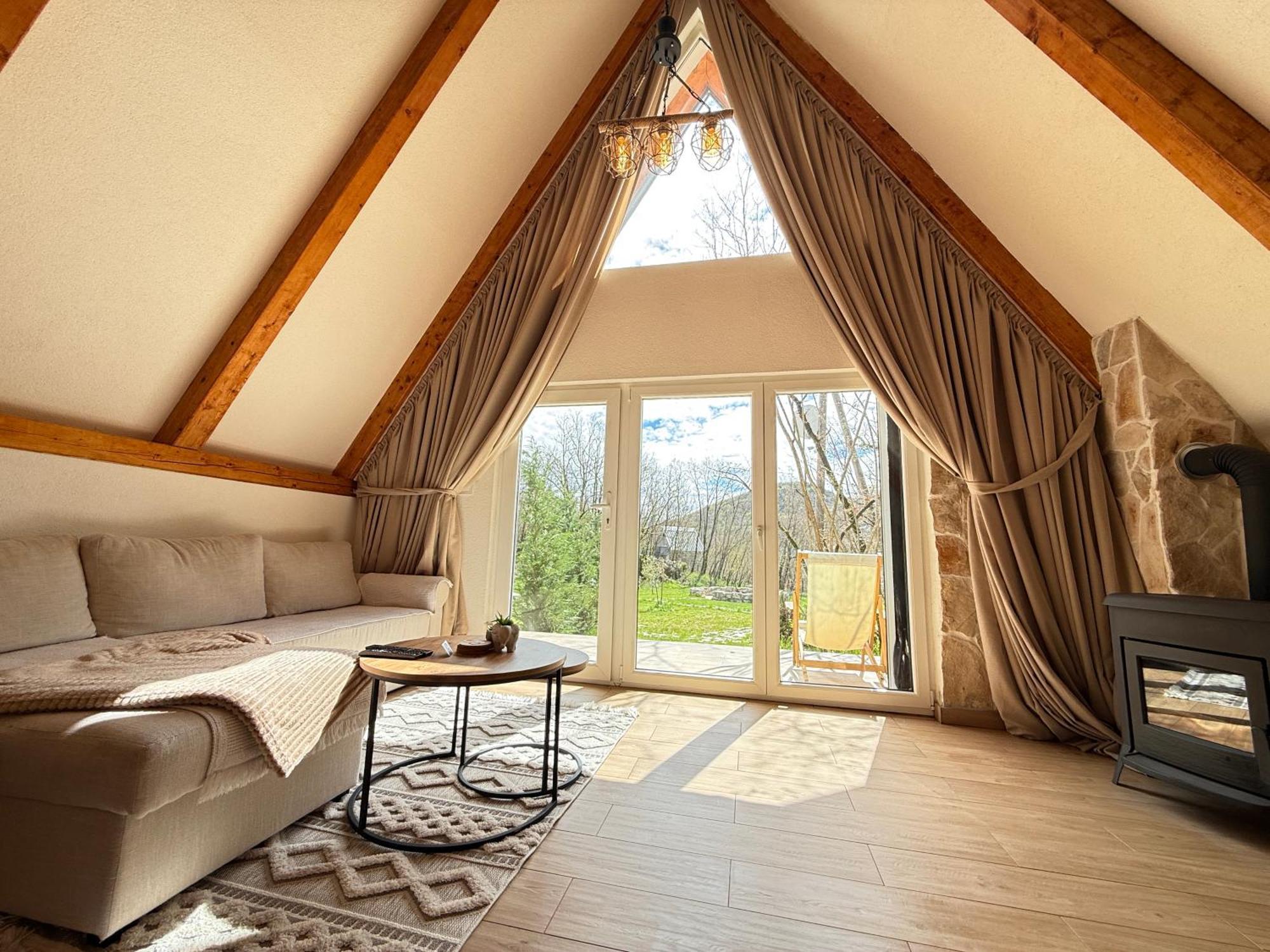 Vukova Dolina Apartments Цетинє Екстер'єр фото